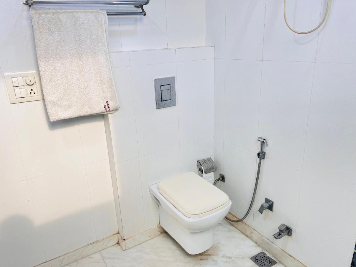 Hotel Park Pride Pitampura New Delhi, Couple Friendly Exterior foto
