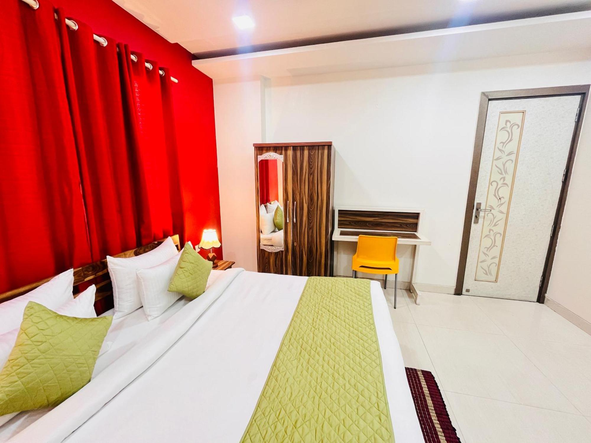 Hotel Park Pride Pitampura New Delhi, Couple Friendly Exterior foto